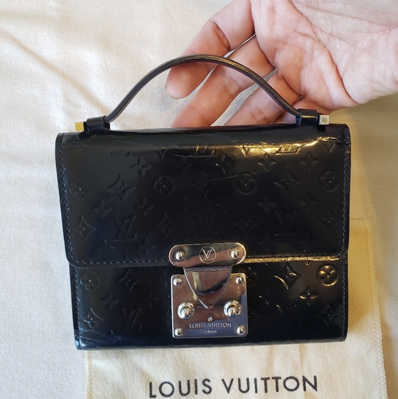 RARE Authentic Louis Vuitton Anouchka Monogram Textured Leather Wallet - Picture 2 of 13